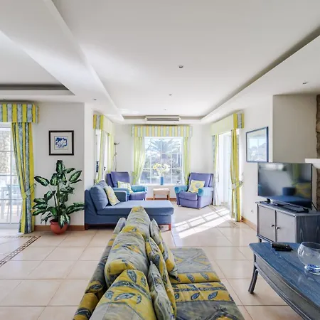 Casa Boda 3br Family Haven - Golf & Private Pool Σπίτι διακοπών Vila do Bispo